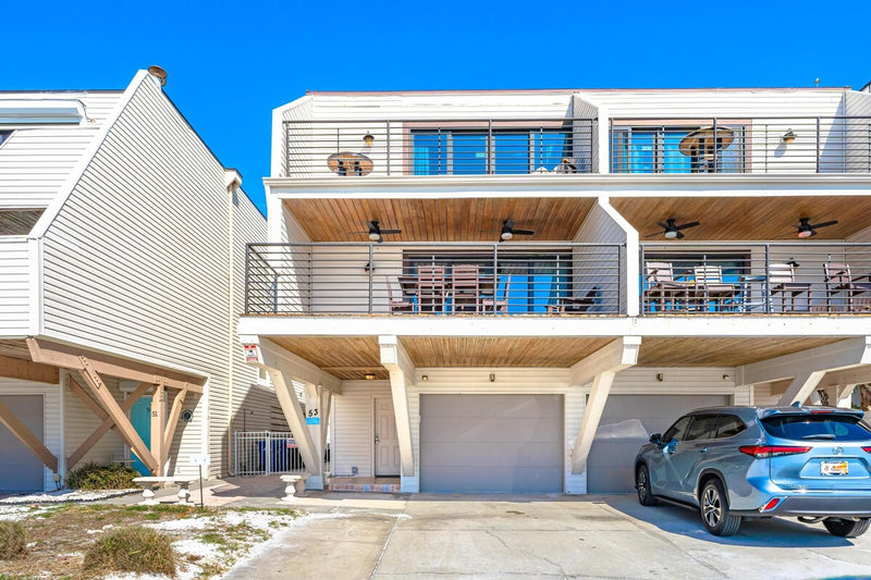 Fanta-Sea on the Beach by Beachside Management – 53 Beach Rd