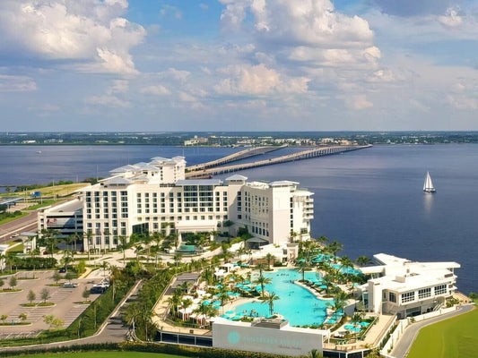 Sunseeker Resort Florida Gulf Coast, Curio Collection Hilton